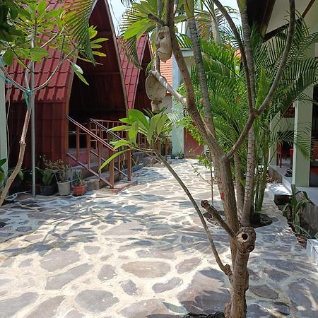 Gili Mesari Cottages & Homestay Гілі-Траванган Екстер'єр фото