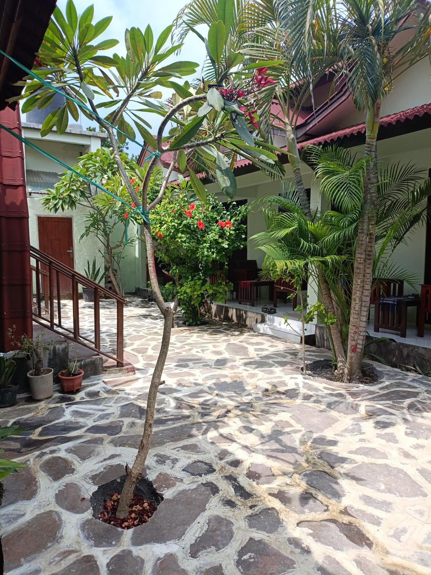 Gili Mesari Cottages & Homestay Гілі-Траванган Екстер'єр фото