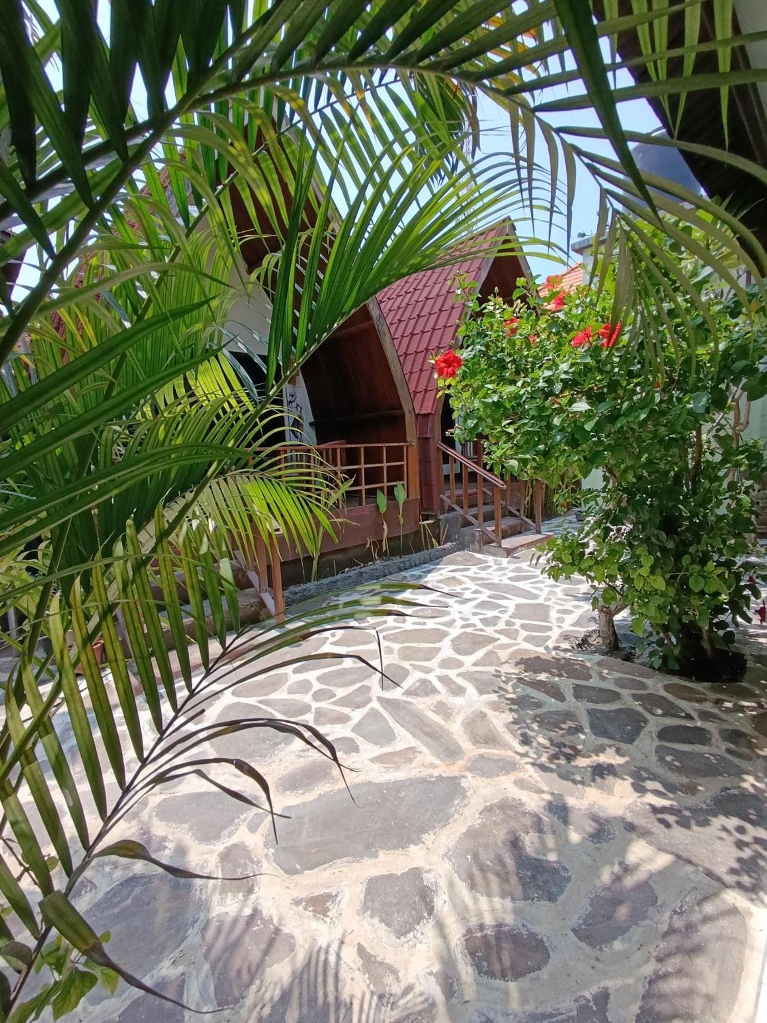 Gili Mesari Cottages & Homestay Гілі-Траванган Екстер'єр фото